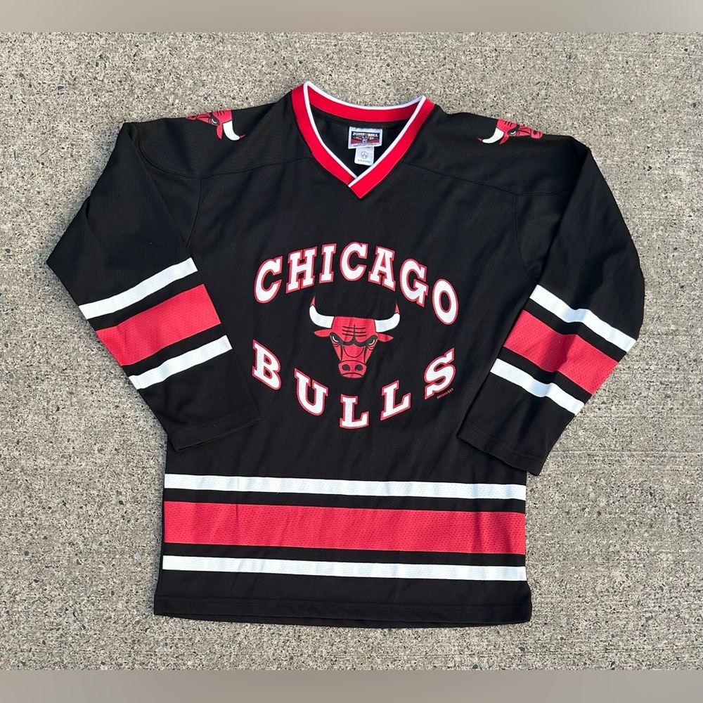 Youth Vintage 90s Jump Ball Club Mighty Mac NBA Chicago Bulls Hockey Jersey